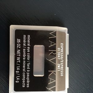 Mary Kay eye shadow